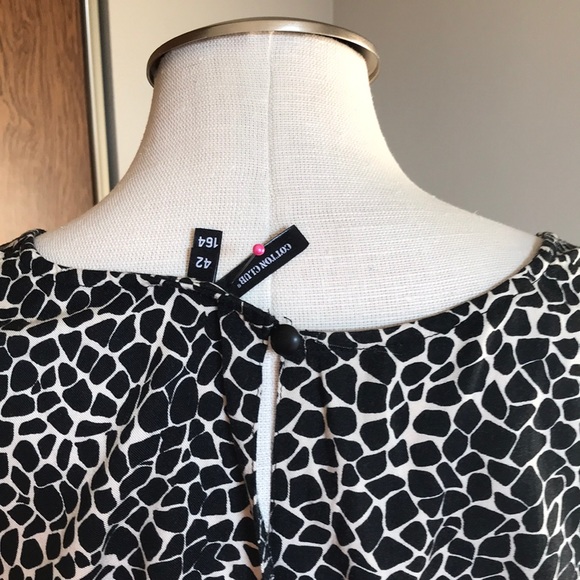 Tiger jumpsuit - Picture 4 of 5